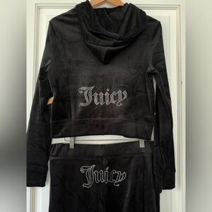 NWT Juicy Couture Classic Mid-Rise Velour Tracksuit Set - Black size Large